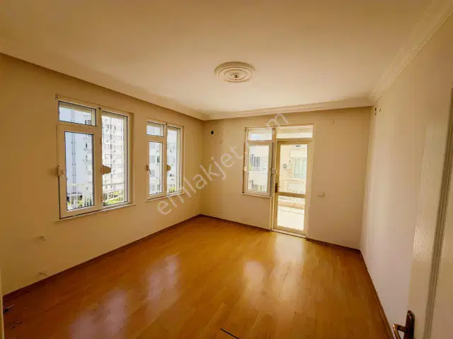 Çağlayanda Merkezi Konumda Site İçi 3+1 Arakat Daire — görsel 8