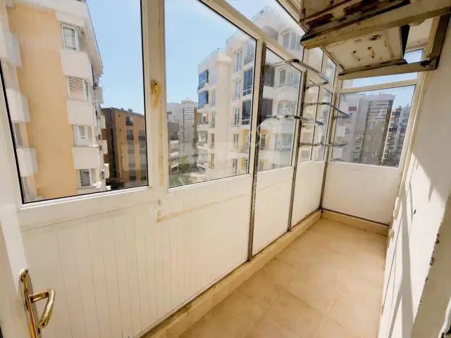 Çağlayanda Merkezi Konumda Site İçi 3+1 Arakat Daire — görsel 19