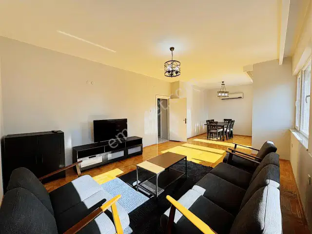Fener Astur'da Yeşillikler İçinde 3+1 Geniş Kiralık Eşyalı Daire — görsel 3
