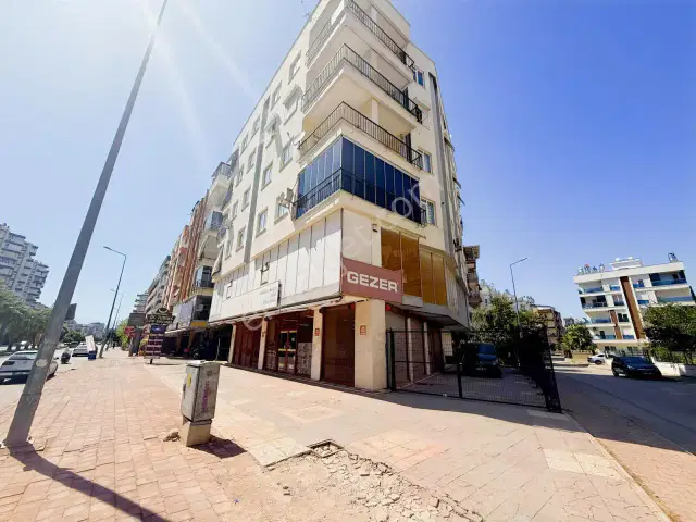 Köroğlu Caddesinde 535 M2 Kiralık Dükkan — görsel 4