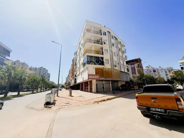 Köroğlu Caddesinde 535 M2 Kiralık Dükkan — görsel 13