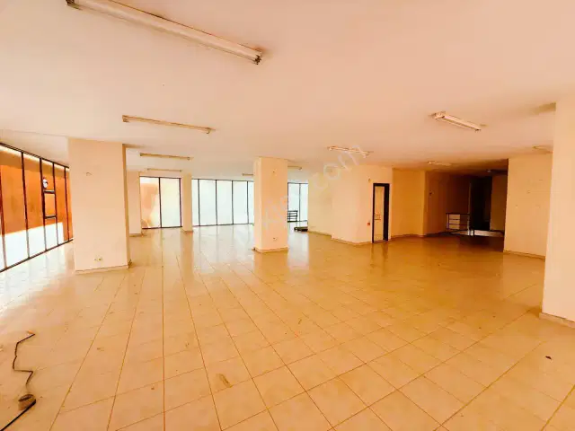 Köroğlu Caddesinde 535 M2 Kiralık Dükkan — görsel 15