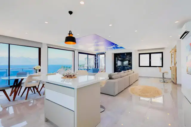 Harika Lokasyonda Deniz Manzaralı Devren Kiralık 220 M2 İşyeri — görsel 3
