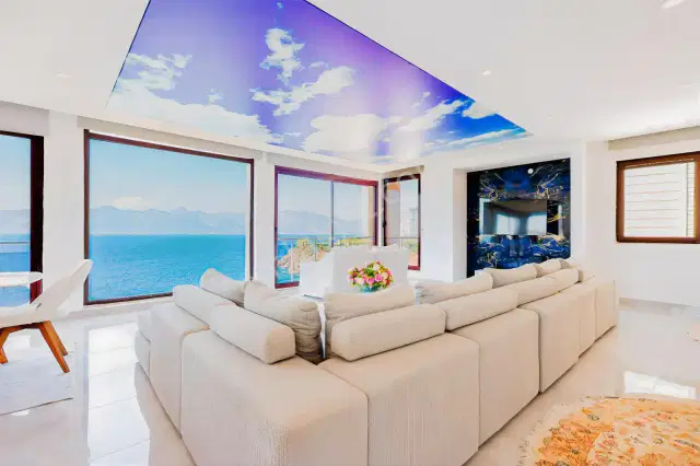 Harika Lokasyonda Deniz Manzaralı Devren Kiralık 220 M2 İşyeri — görsel 6