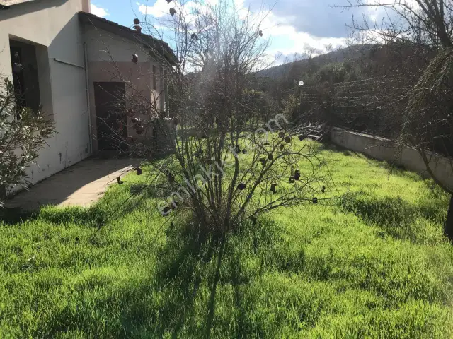 Bayatbademleri'nde Site İçi Havuzlu Güvenlikli Satılık Villa — görsel 16