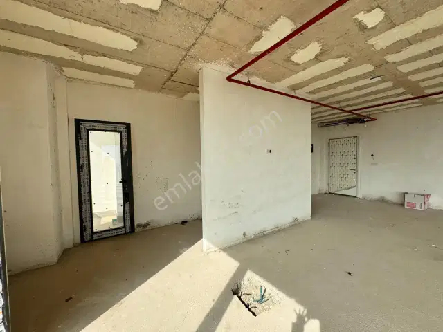 Dalga Kule'de Deniz&doğa Manzaralı Köşe Önü Açık Ofis Katı — görsel 3