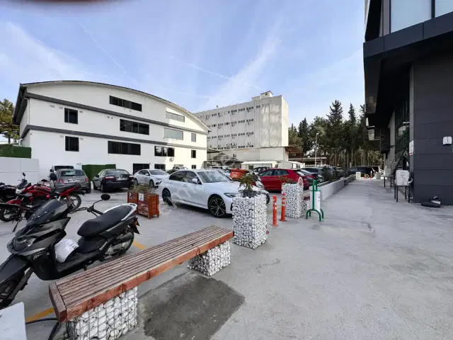 Dalga Kule'de Deniz&doğa Manzaralı Köşe Önü Açık Ofis Katı — görsel 13