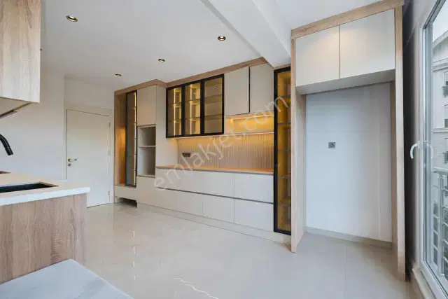 Çağlayan'da Arakat 3+1 Full Yapılı Daire