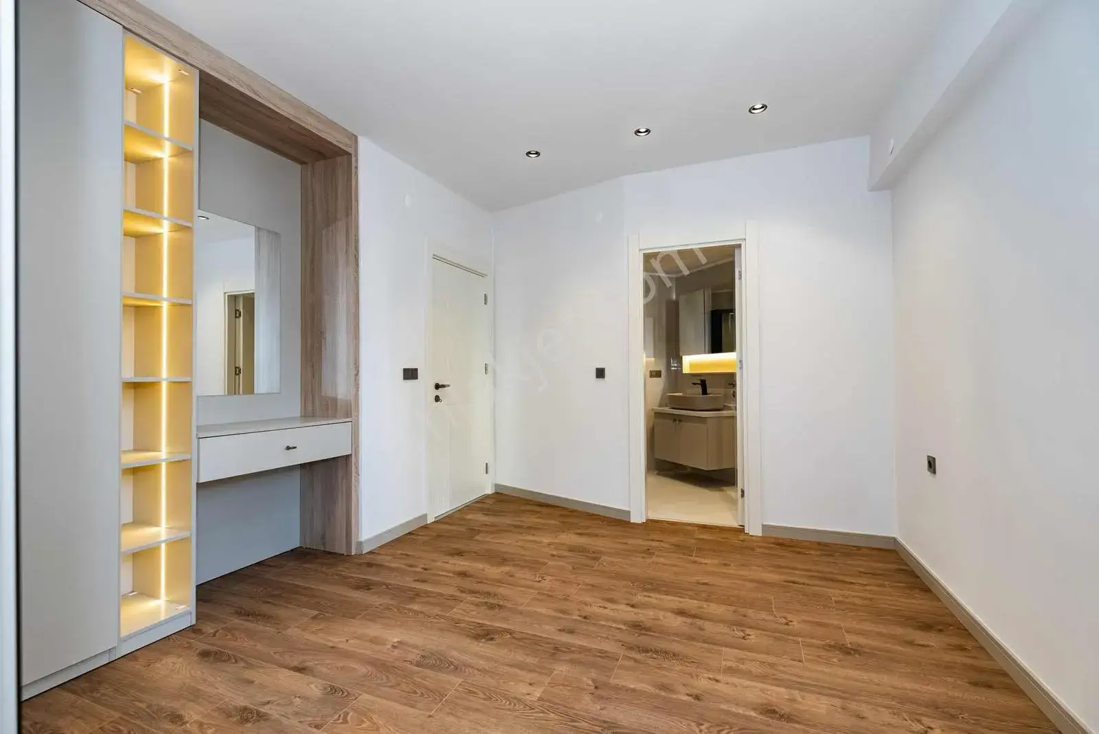 Çağlayan'da Arakat 3+1 Full Yapılı Daire — görsel 27