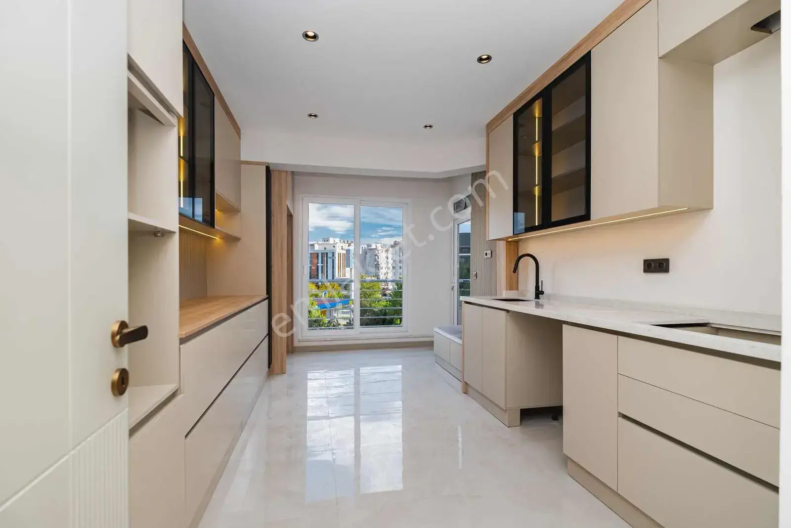 Çağlayan'da Arakat 3+1 Full Yapılı Daire — görsel 34