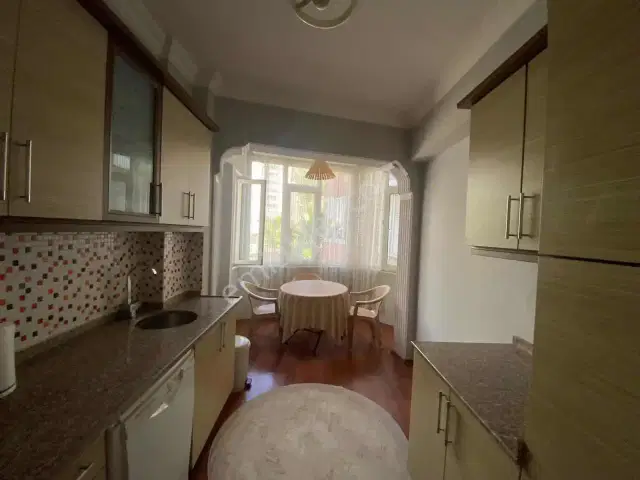 Kızılsaray Mahallesi Merkezi Konum 2+1 Eşyalı Daire — görsel 6