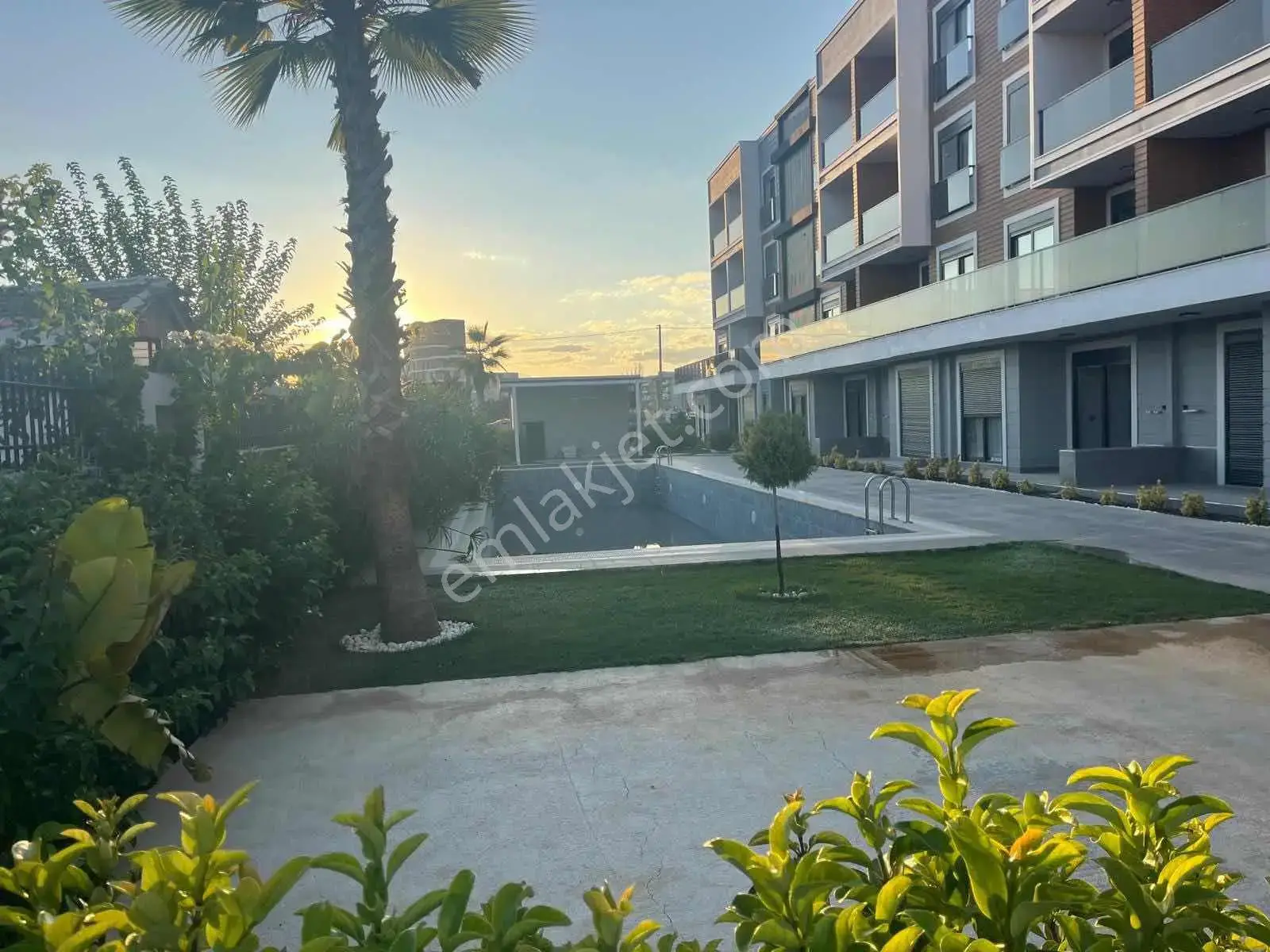 Ermenek Sınırında Satılık 1+1 Eşyalı Arakat Daire — görsel 3