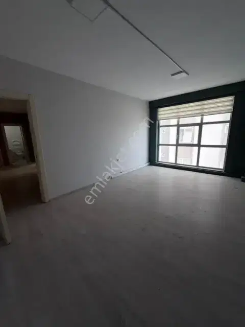 Grand Duke İş Merkezinde Şık Ofis Katı — görsel 14