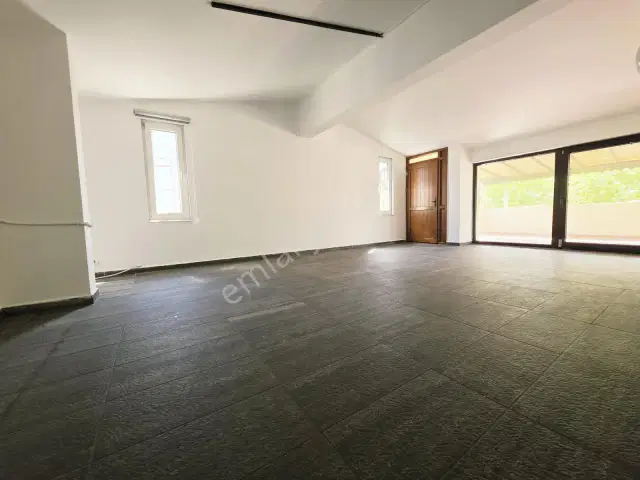 Şirinyalı Yürüyüş Yolunda Ticari Kullanıma Uygun 200m2 Daire — görsel 10