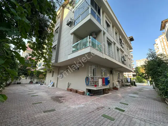 Güzeloba Merkezde 1+1 Satılık Dubleks Daire — görsel 19