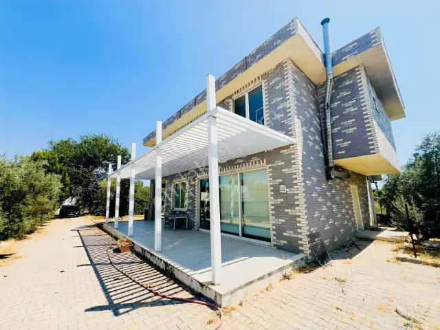 Güzelbağ Da Müstakil Villa Geniş Bahçe Ve Müştemilatlı