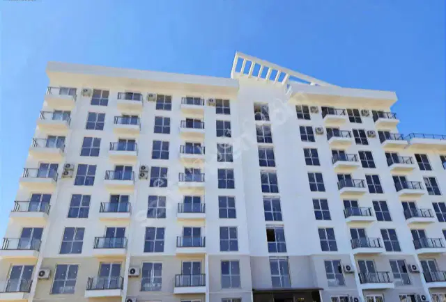 Havaalanı Karşısında Otel Konseptinde Katta Full Eşyalı.