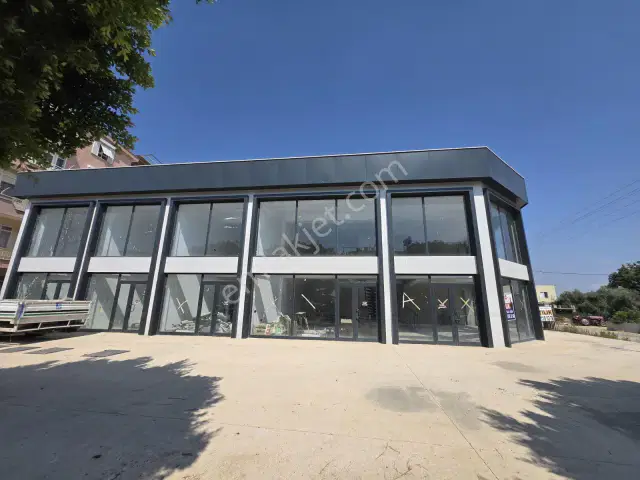 Güzelyurt Merkezinde Cadde Üzerinde Depolu Dükkan — görsel 24
