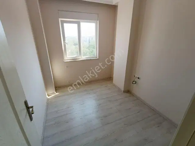 Gazi Mh/tramvay 2 Bina 3+1 Asansörlü Kiralık Daire. — görsel 5