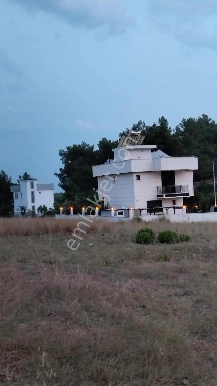 Antalya Aksu Kurşunluda, Konut İmarlı 356 M² Parsel
