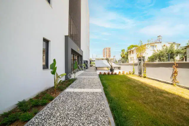 Altıntaşta Sitede Kapalı Otoparklı Katta 1+1 Kiralık Lüks Daire — görsel 3