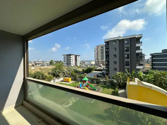 Altıntaşta Sitede Kapalı Otoparklı Katta 1+1 Kiralık Lüks Daire — görsel 12