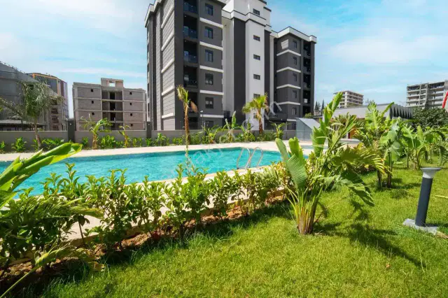 Altıntaşta Sitede Kapalı Otoparklı Katta 1+1 Kiralık Lüks Daire — görsel 27