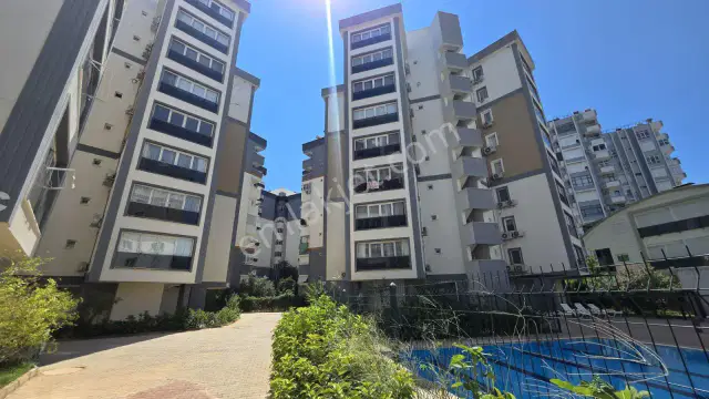 Yuvamkent Sitesi 3de Modern, Eşyalı Ve Konforlu Daire — görsel 12