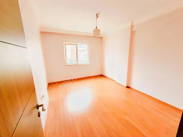 Güzeloba'da Site İçi Ayrı Mutfaklı Kiralık Daire — görsel 7