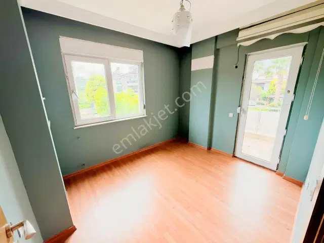 Güzeloba'da Site İçi Ayrı Mutfaklı Kiralık Daire — görsel 8