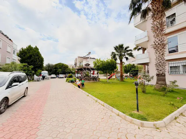Güzeloba'da Site İçi Ayrı Mutfaklı Kiralık Daire — görsel 12