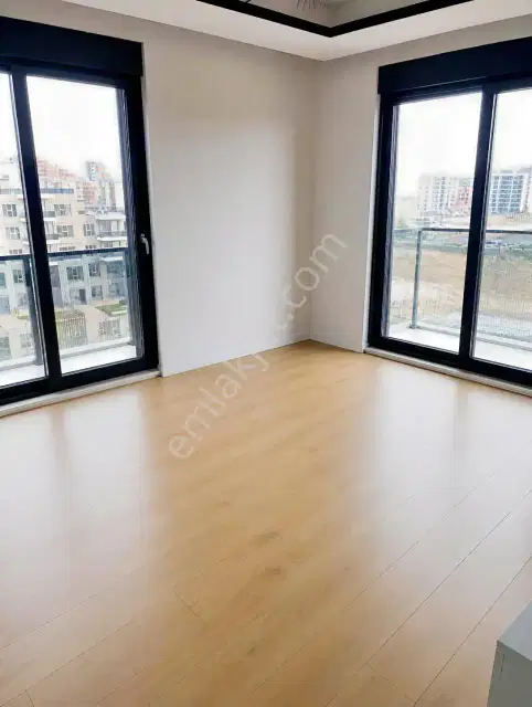 Kardeşkentler Cad Yakını 2+1 İskanlı — görsel 3