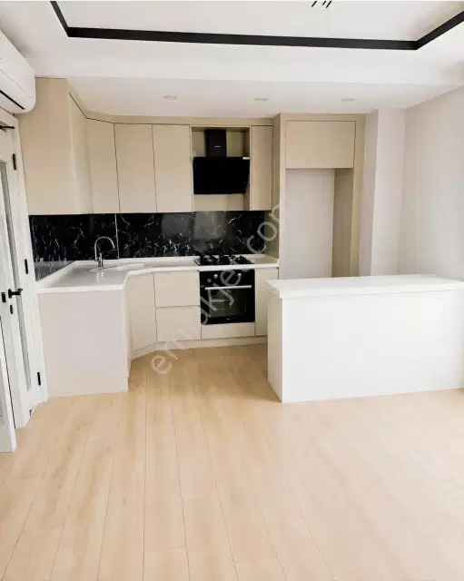 Kardeşkentler Cad Yakını 2+1 İskanlı — görsel 9