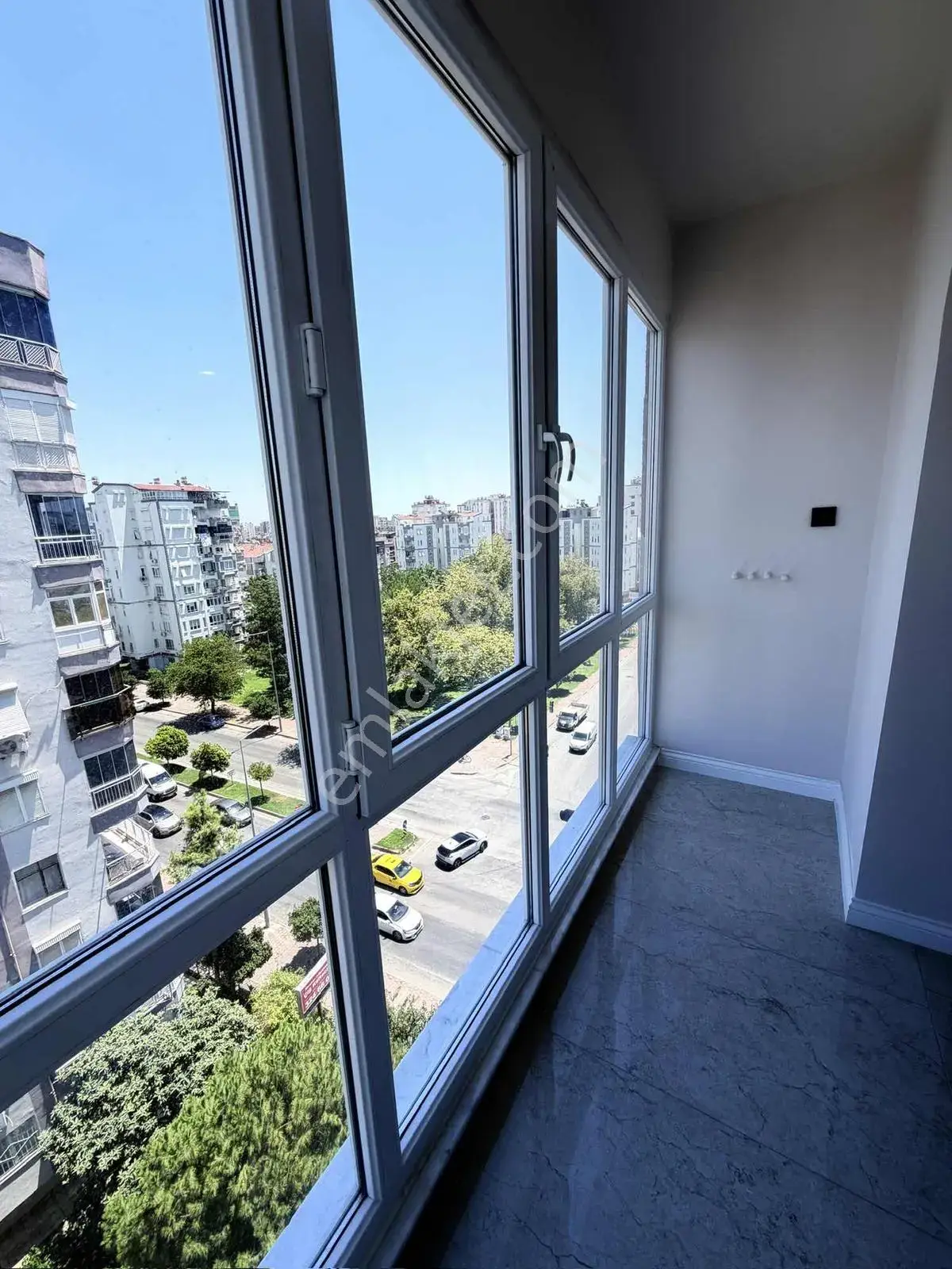 Antalya / Lara / Çağlayanda/geniş/yapımlı — görsel 18