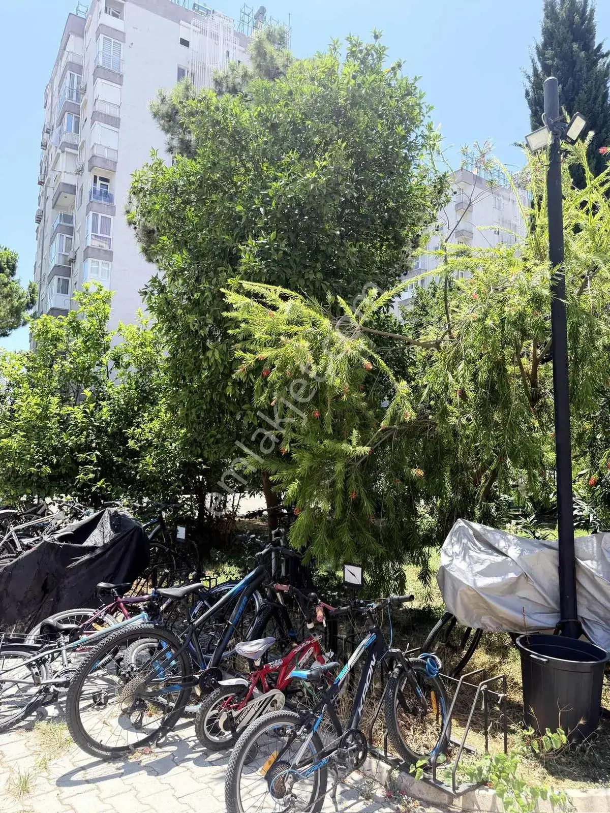 Antalya / Lara / Çağlayanda/geniş/yapımlı — görsel 22