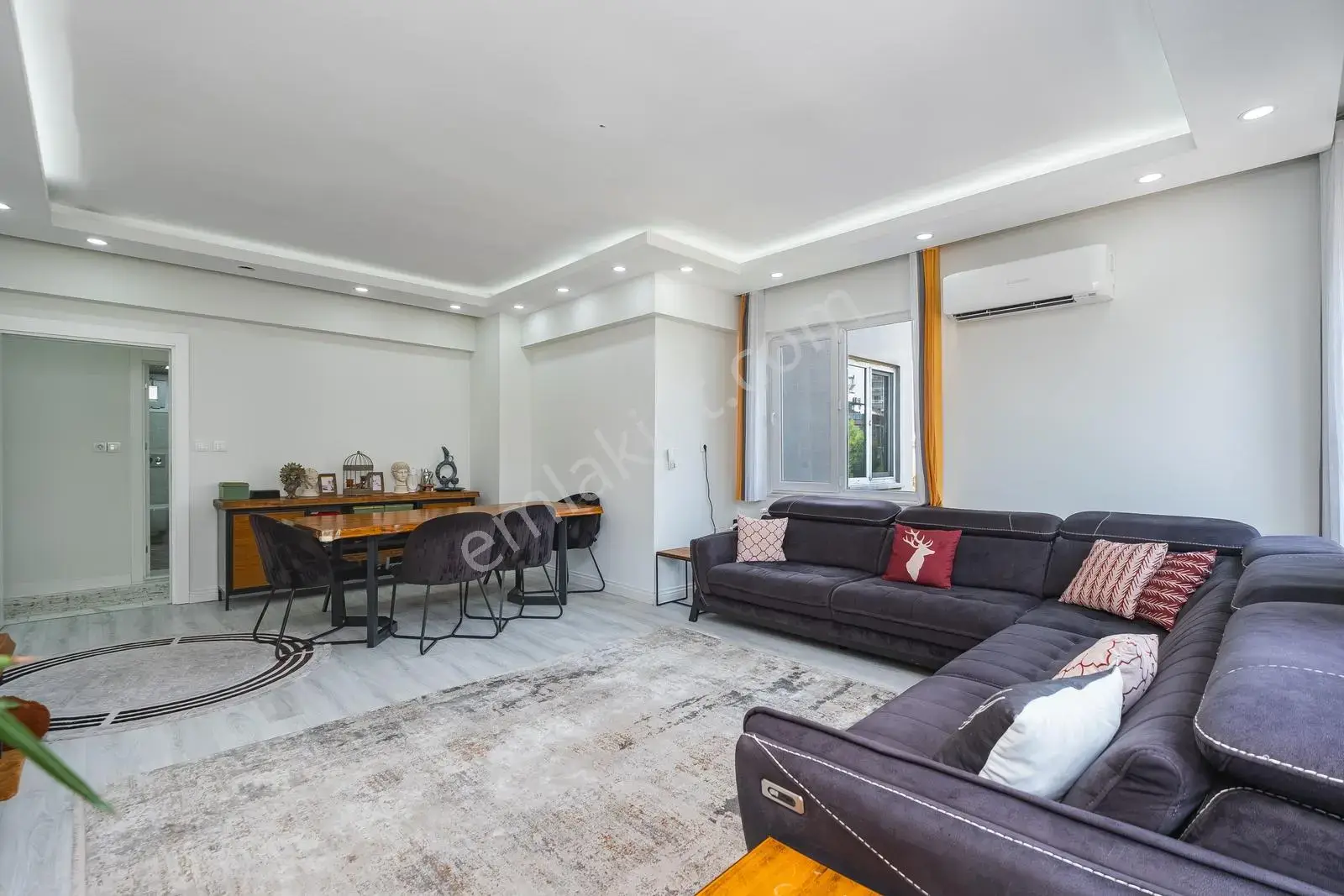 Yeşilbahçede Site İçi, Giyinme Odalı Geniş Ve Kullanışlı 3+1 — görsel 3