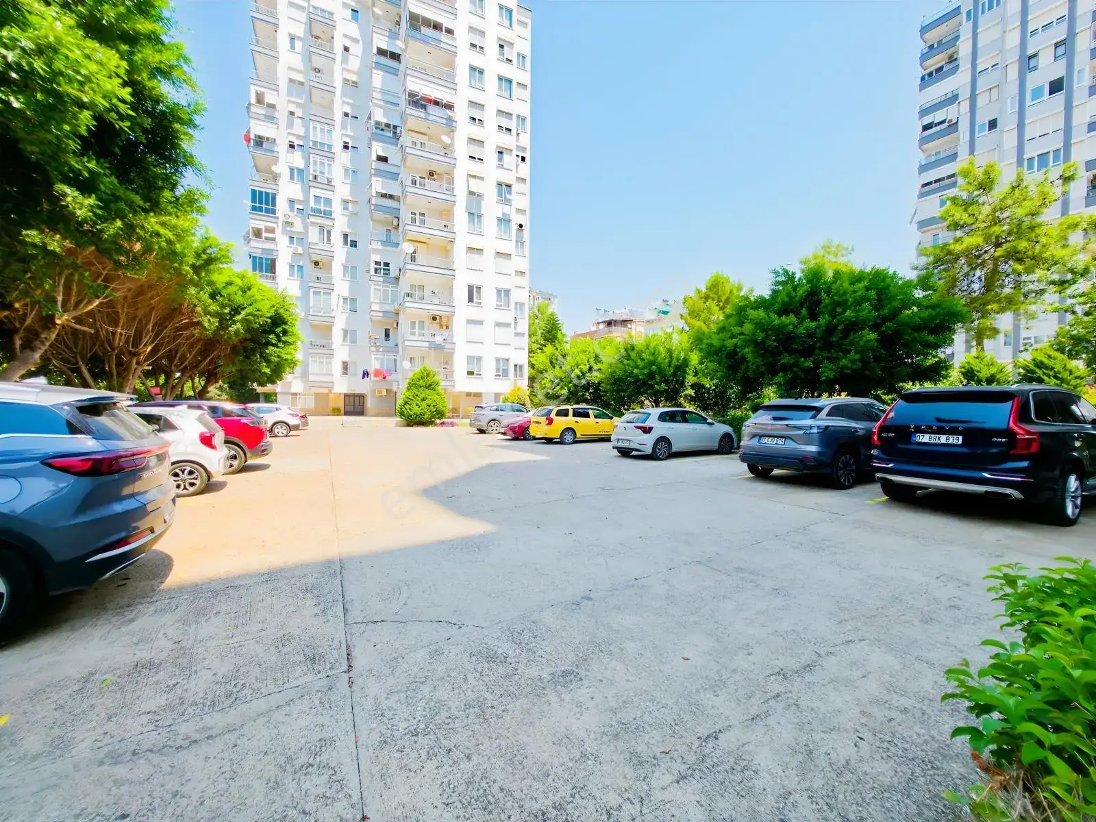 Yeşilbahçede Site İçi, Giyinme Odalı Geniş Ve Kullanışlı 3+1 — görsel 9
