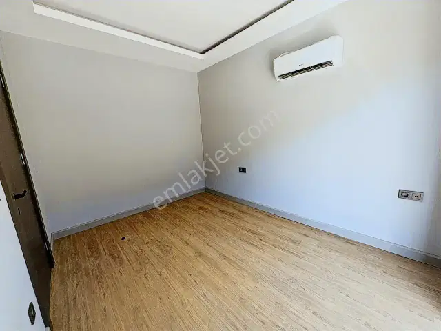 Güzeloba Kundukanyon2 Sitesi Denize Yürüme Mesafe Prestijli 1+1 — görsel 4