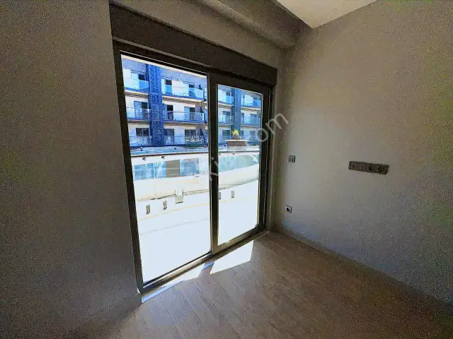 Güzeloba Kundukanyon2 Sitesi Denize Yürüme Mesafe Prestijli 1+1 — görsel 19