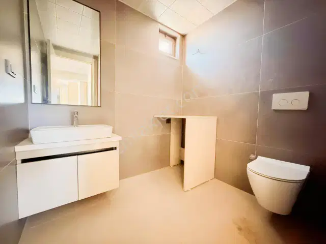 Altıntaş'ta İskanlı Ara Kat Kiralık Daire — görsel 3