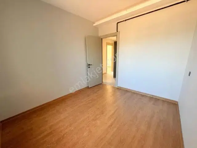 Altıntaş'ta İskanlı Ara Kat Kiralık Daire — görsel 14