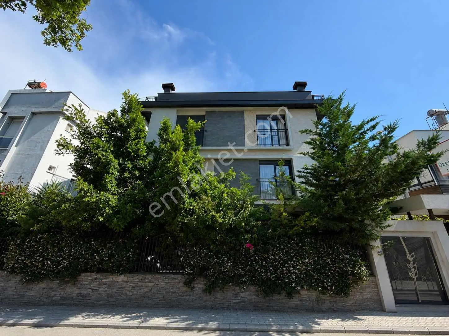 Barınaklarda Denize Yakın Modern 2+1 Dubleks Daire — görsel 1