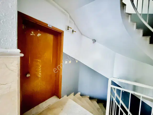 Tahtakale Karşısında Eşyalı 1+1 | Giriş Kat | 30 M² — görsel 3