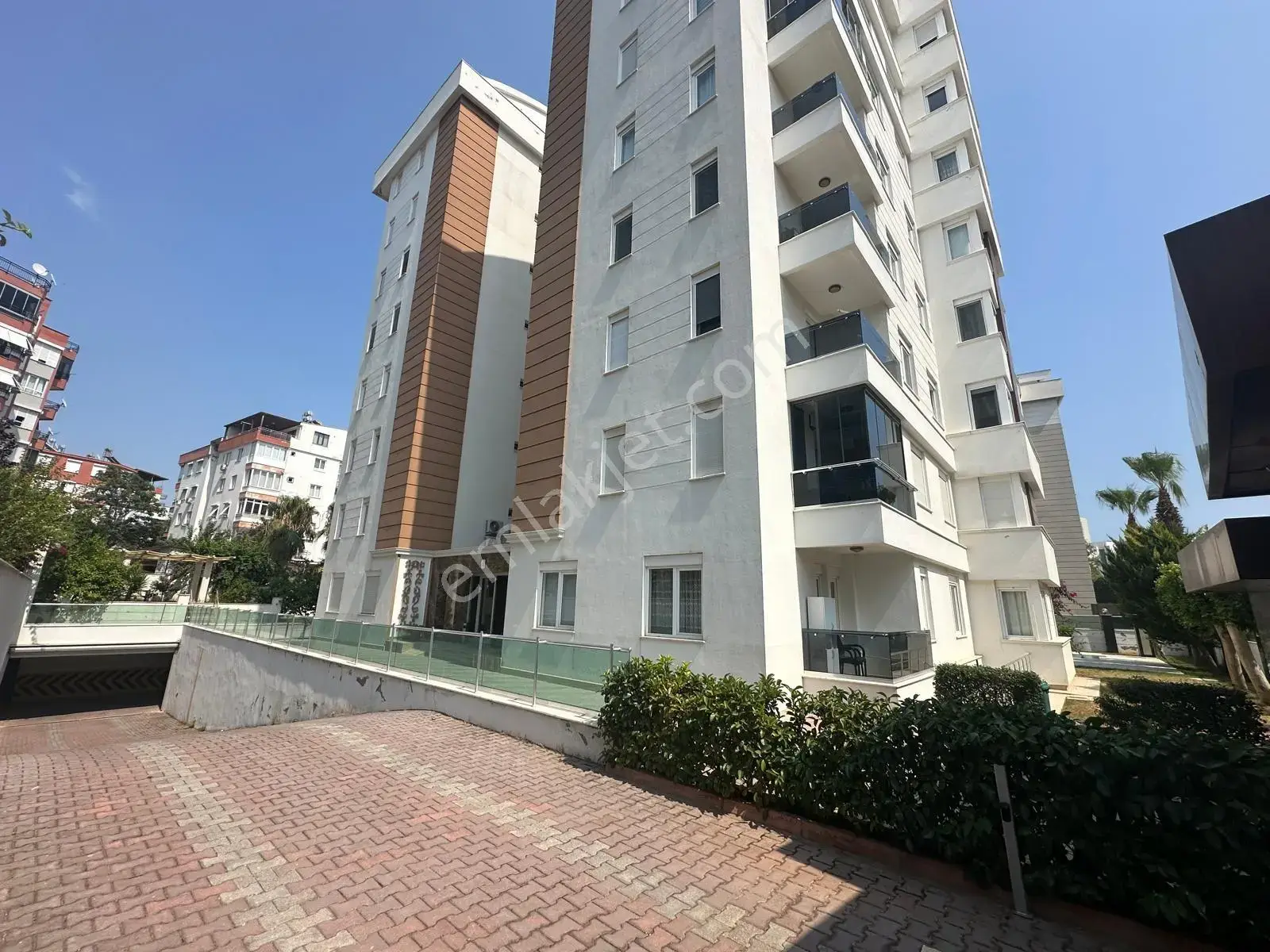 Şirinyalı'da Masrafsız Yüksek Giriş 2+1 Geniş Satılık Daire — görsel 2