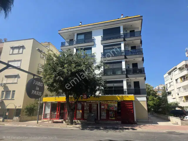 Işıklar Yeni Binada 2+1 Geniş Çift Banyolu Ayrı Mutfaklı Daire