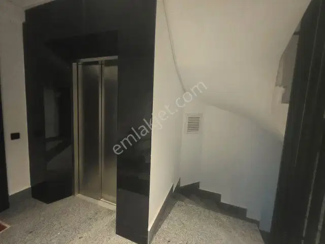 Işıklar Yeni Binada 2+1 Geniş Çift Banyolu Ayrı Mutfaklı Daire — görsel 3