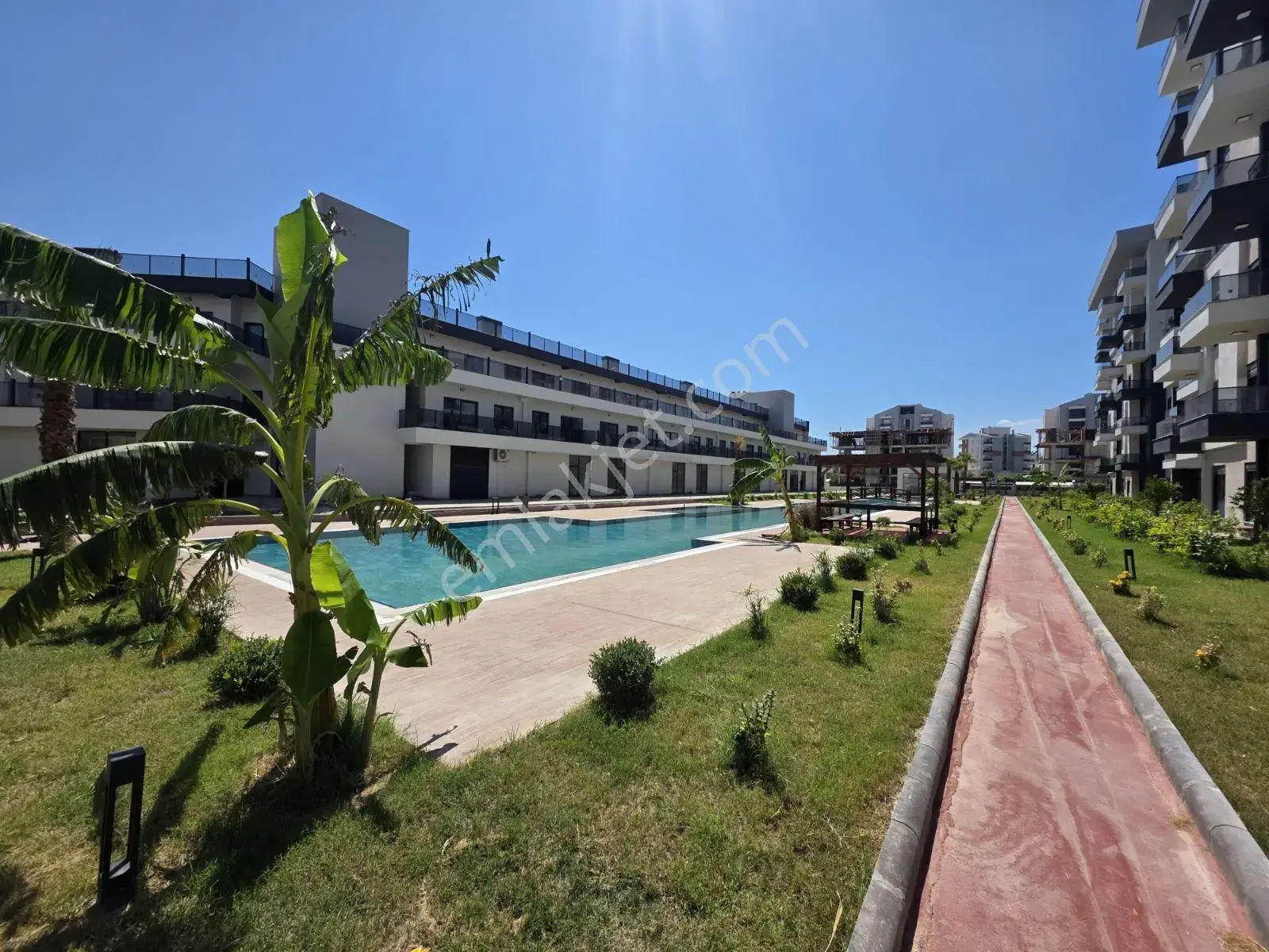 Kepez D. Hastanesı Karşısı Sıfır Sitede Kiralık İşyeri — görsel 2
