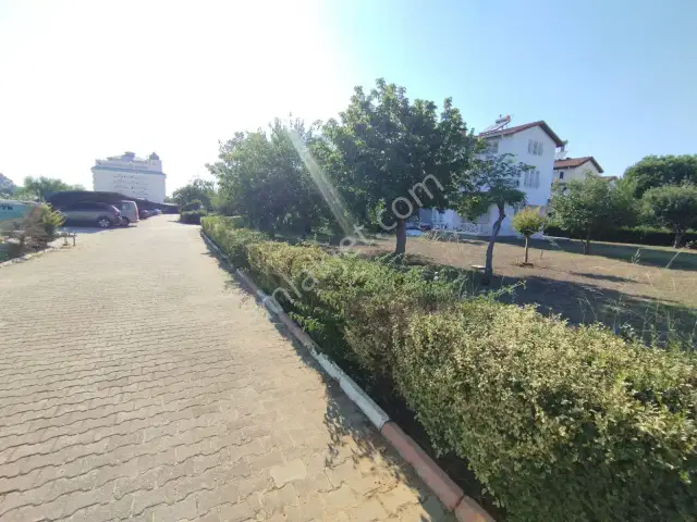 Kadriye Legend Yakını Bahçe Kullanımlı Tadilatliçok Geniş Villa — görsel 8