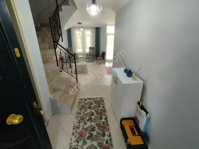 Kadriye Legend Yakını Bahçe Kullanımlı Tadilatliçok Geniş Villa — görsel 23