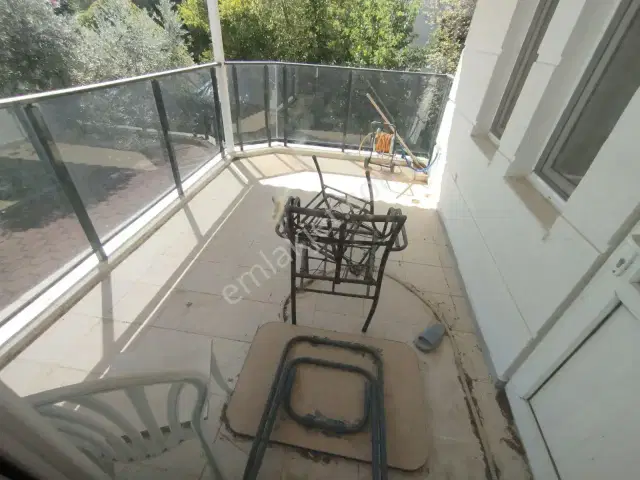 Kadriye Legend Yakını Bahçe Kullanımlı Tadilatliçok Geniş Villa — görsel 27